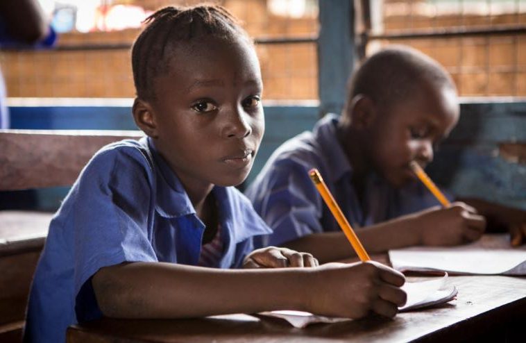 Are We Decolonizing African Education to Unveil New Horizons?